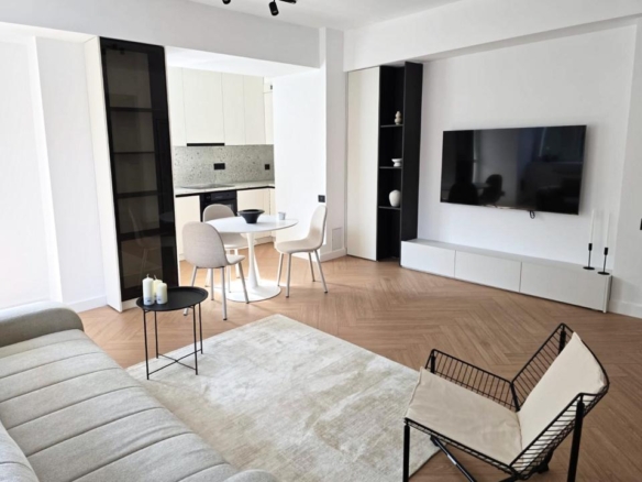 Cotroceni, lângă Palat și UMF | 2 camere 60 mp | Renovat 2026, terasă